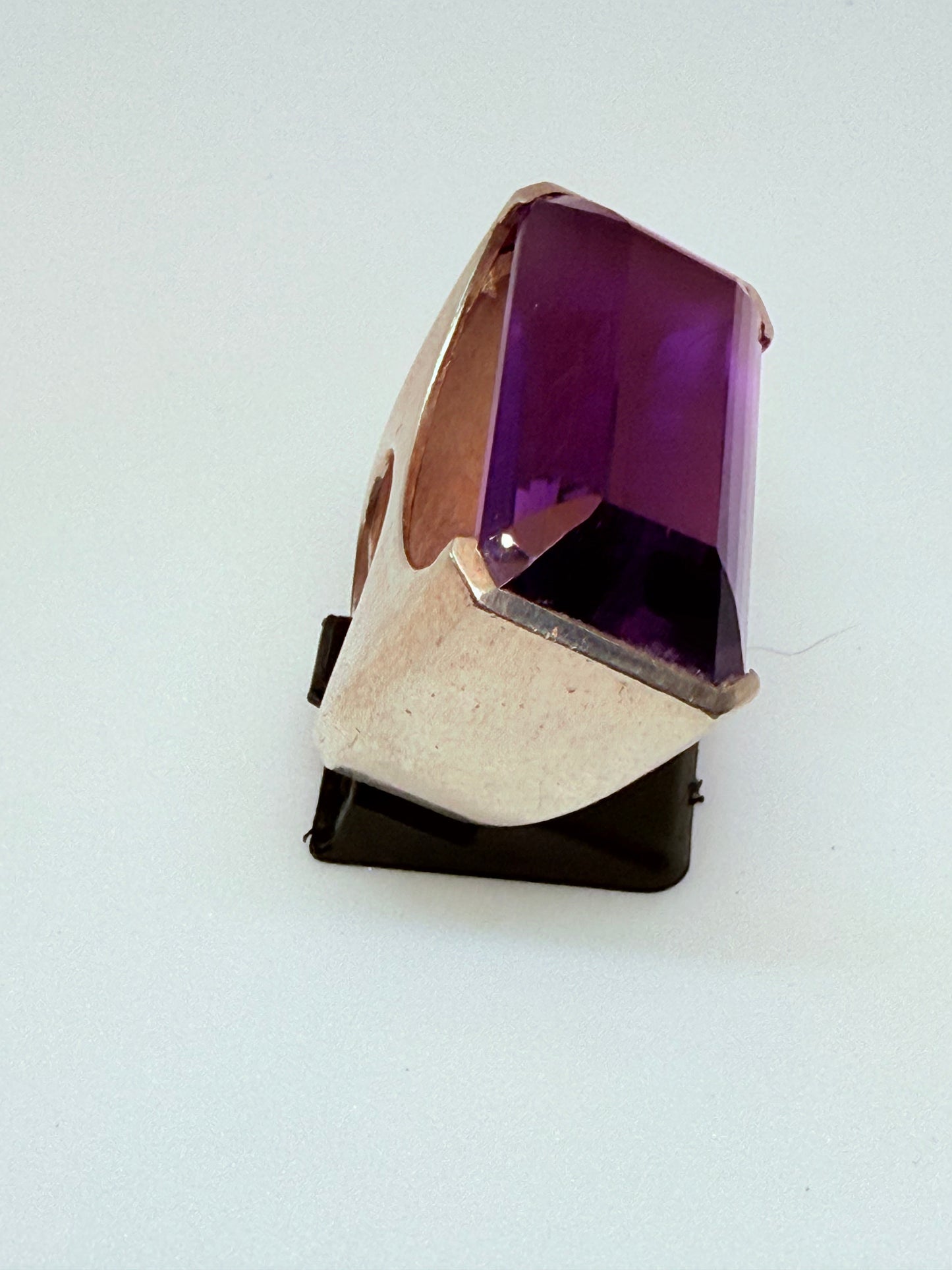 Anello a Scudo con ametista -Cod.cj01