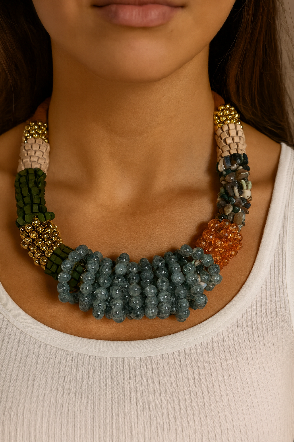 Collane girocollo con perline di vetro e pezzetti di agata