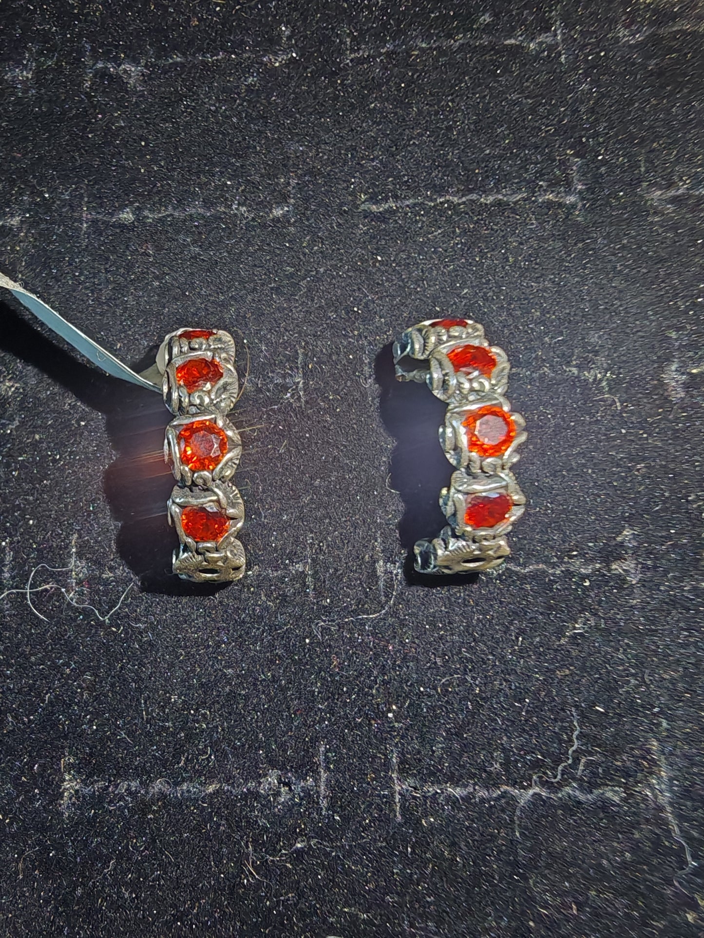 Orecchini in argento 925 modello raspini a bottone